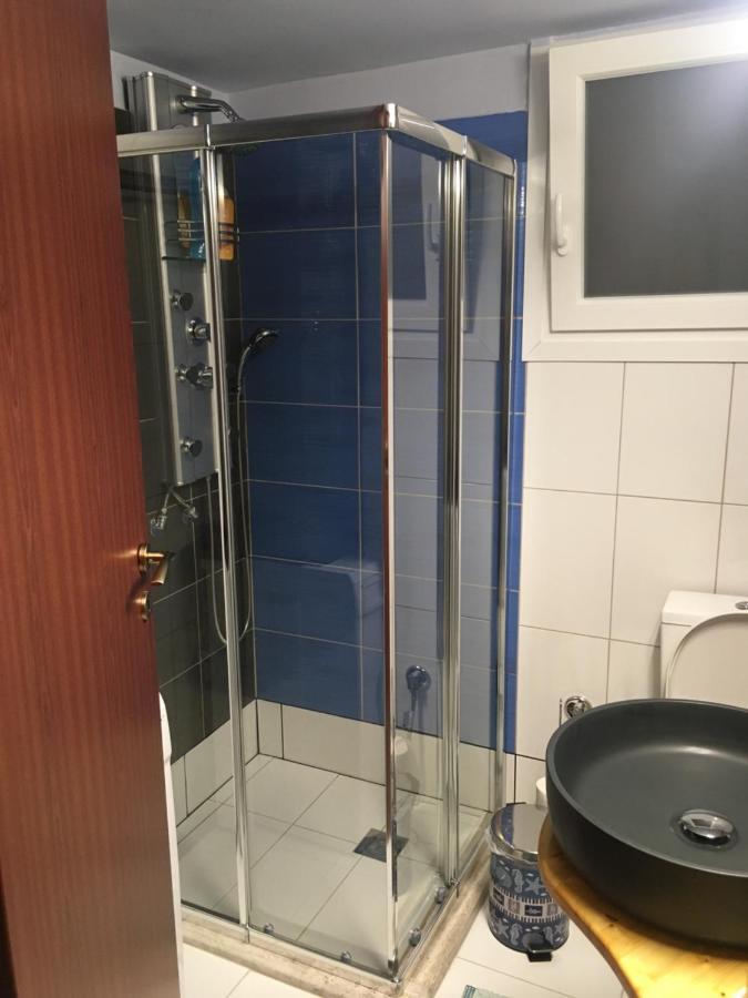 Joges 2 Daire Atina Dış mekan fotoğraf